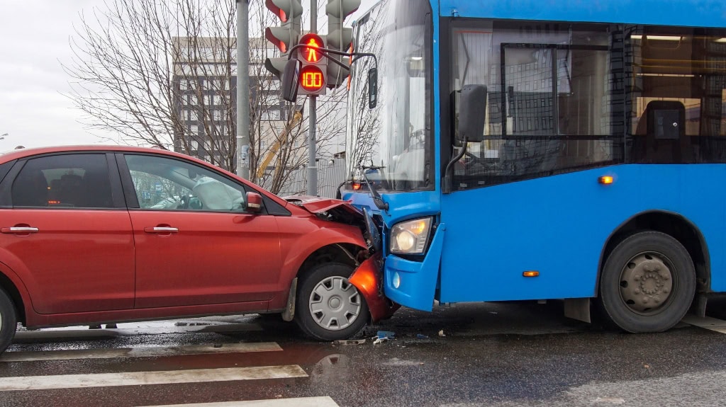 Injured in an Indianapolis Car Accident? Watch Out for the Insurance Companies car crashed with bus